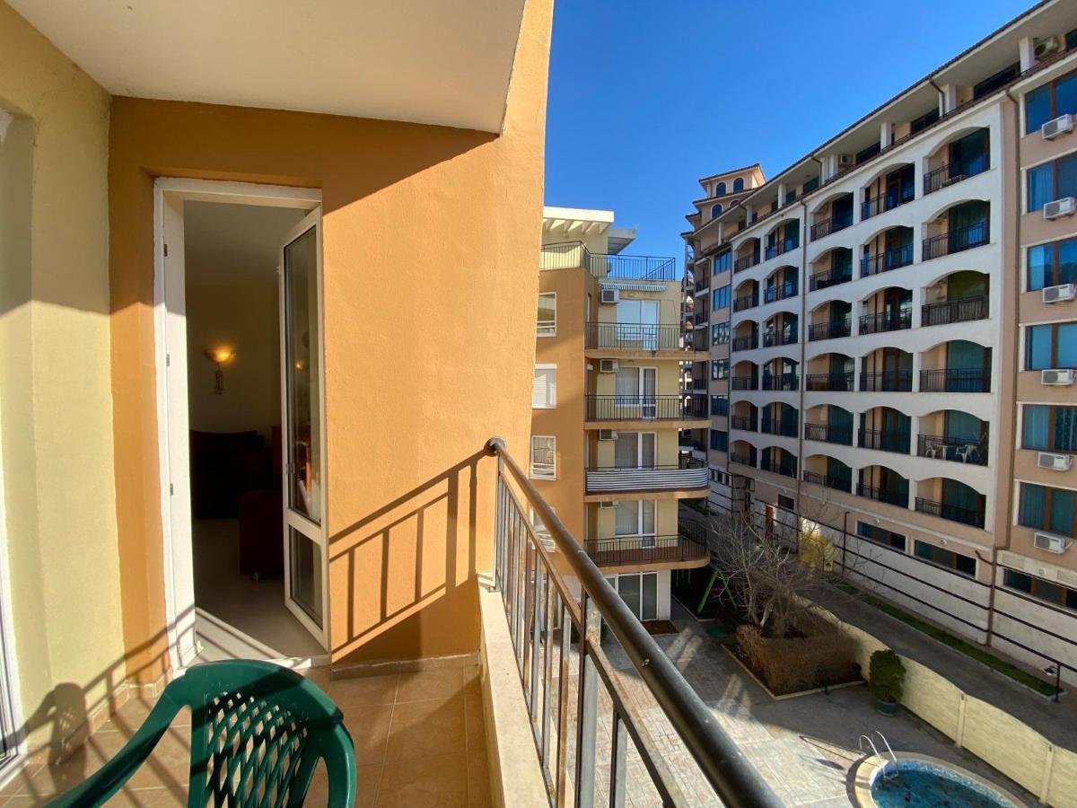 Blue Marine C16 Apartment Sunny Beach Eksteriør billede